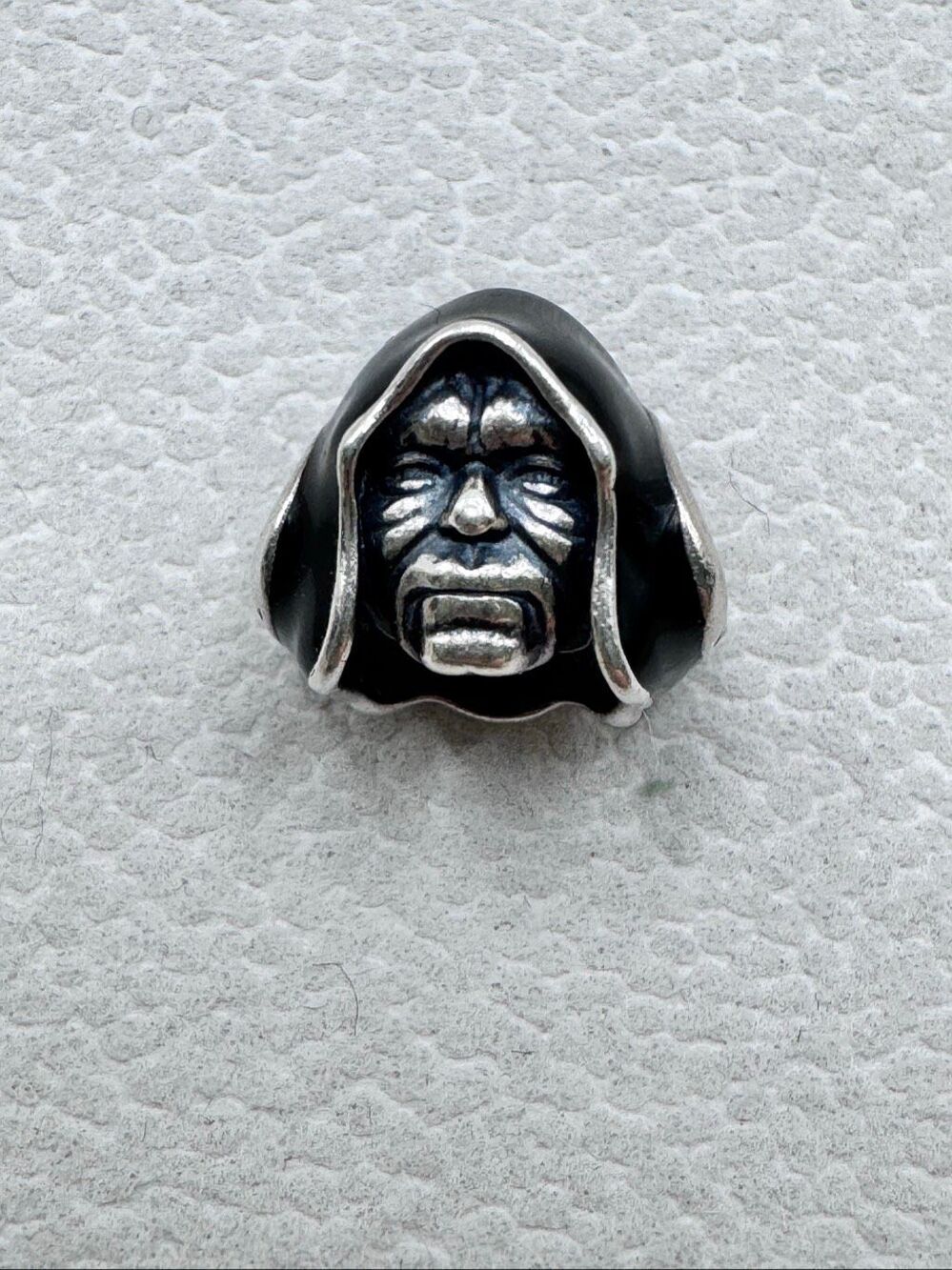Star Wars 925 Silver Emperor Palpatine Darth Lord Sith Separator Charm Black OS
